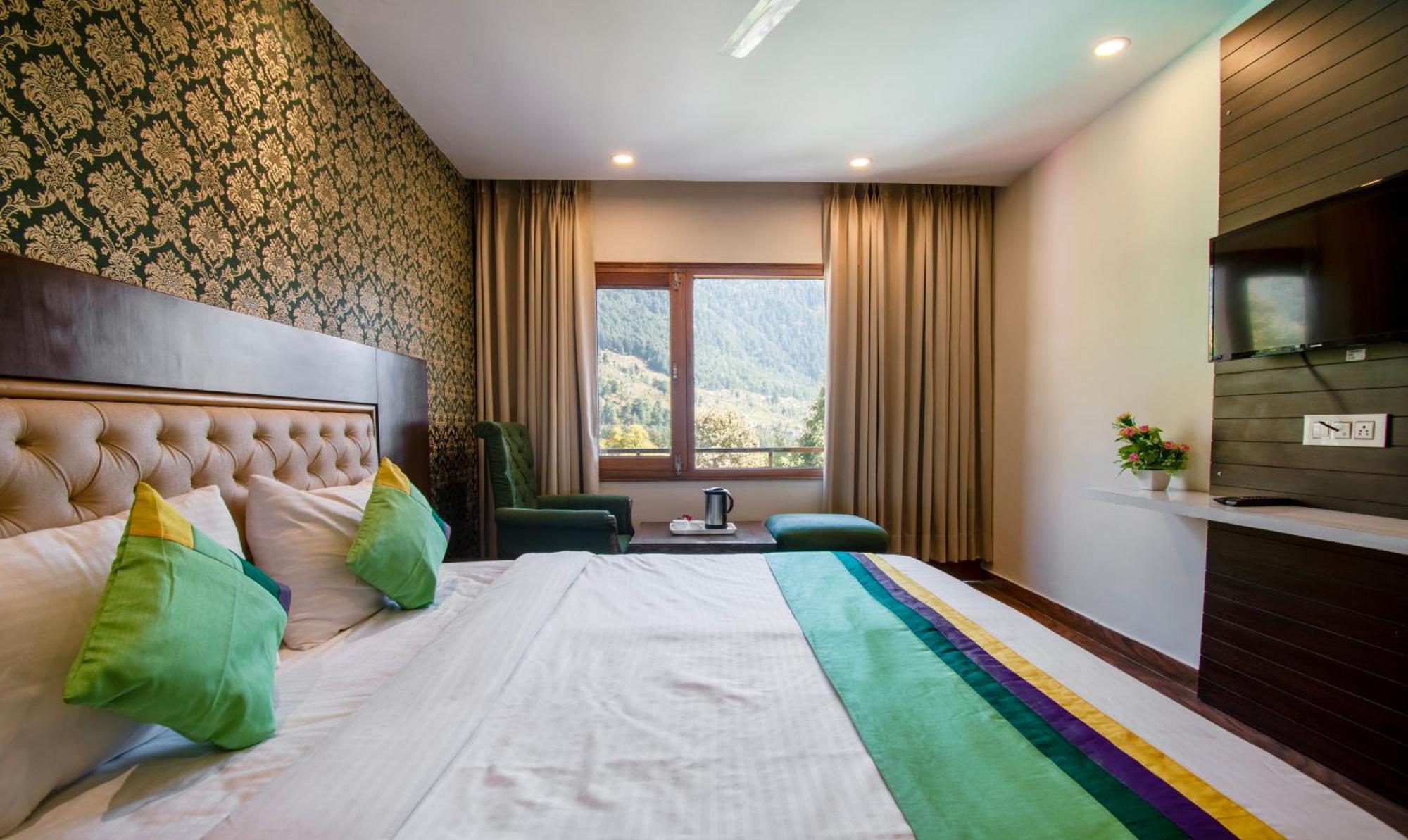 ホテル Ambika Residency, Near Hidimba Devi Temple Manāli エクステリア 写真